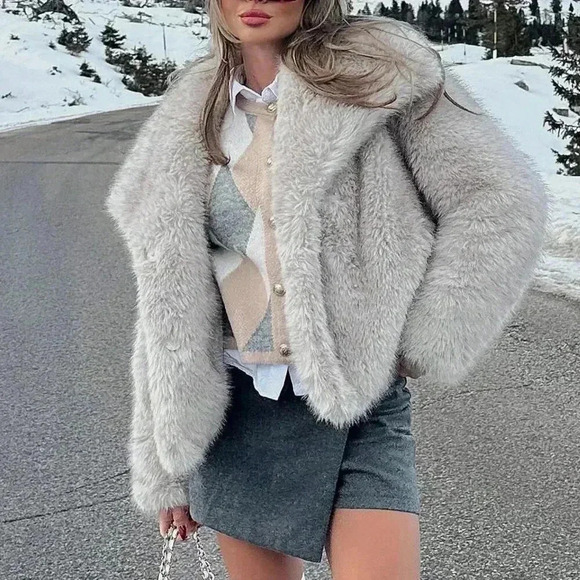 Grey Casual Women's Faux Fur Jacket - Picture 6 of 7